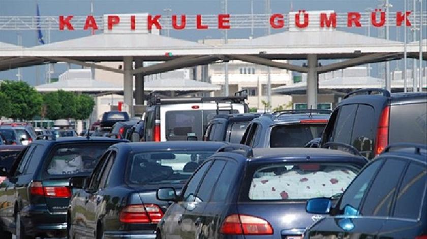 GÜMRÜK IDARESI BILGISI DIŞINDA YURTTA BIRAKILMASI CEZASINDA INDIRIM     
